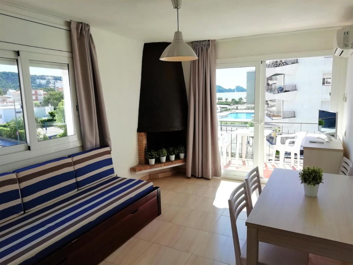 Trill Noray Apartamentos Лестартит Екстериор снимка